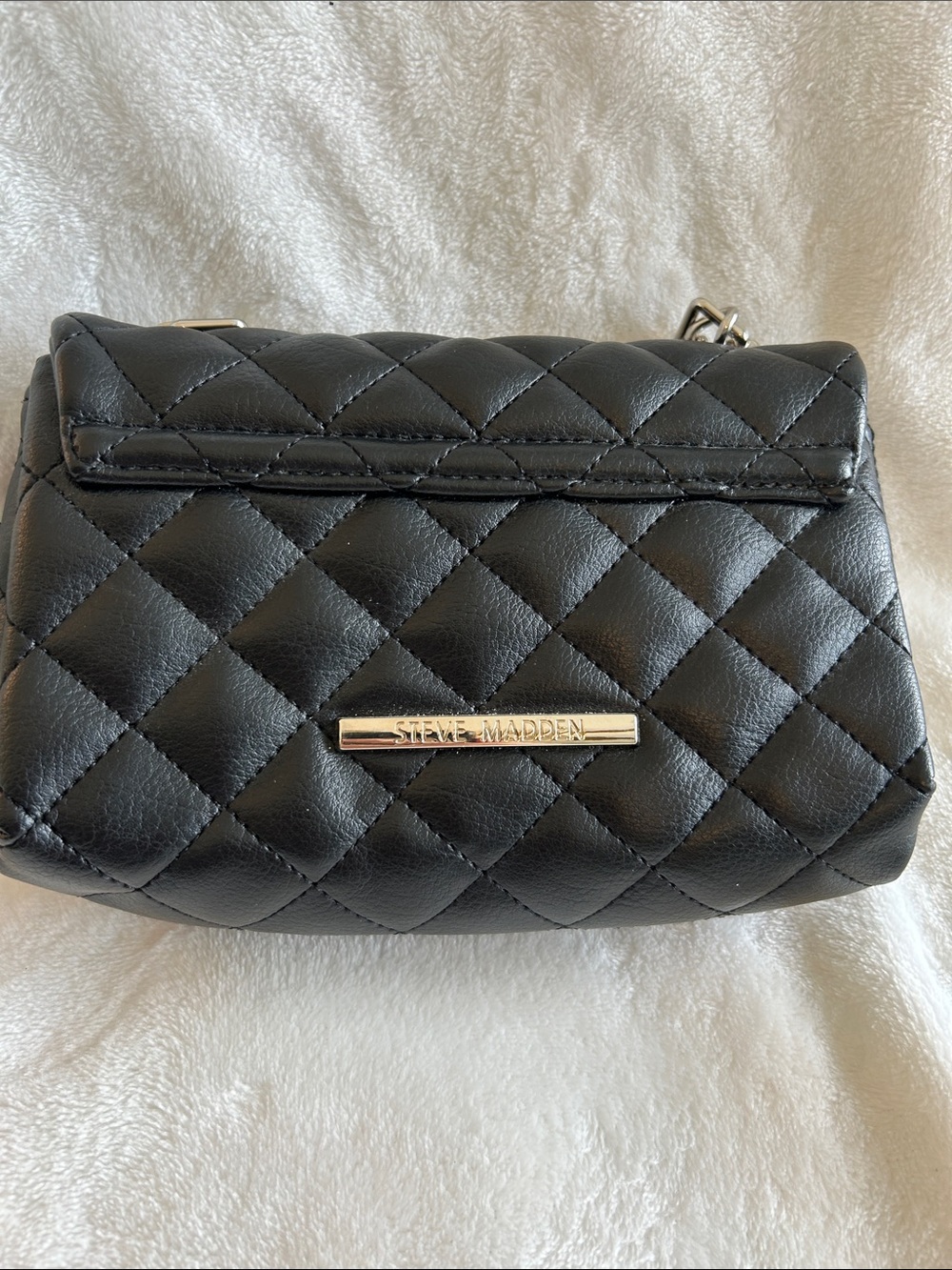 Quilted Black Crossbody Bag with Silver Hardware - Picture 3 of 8